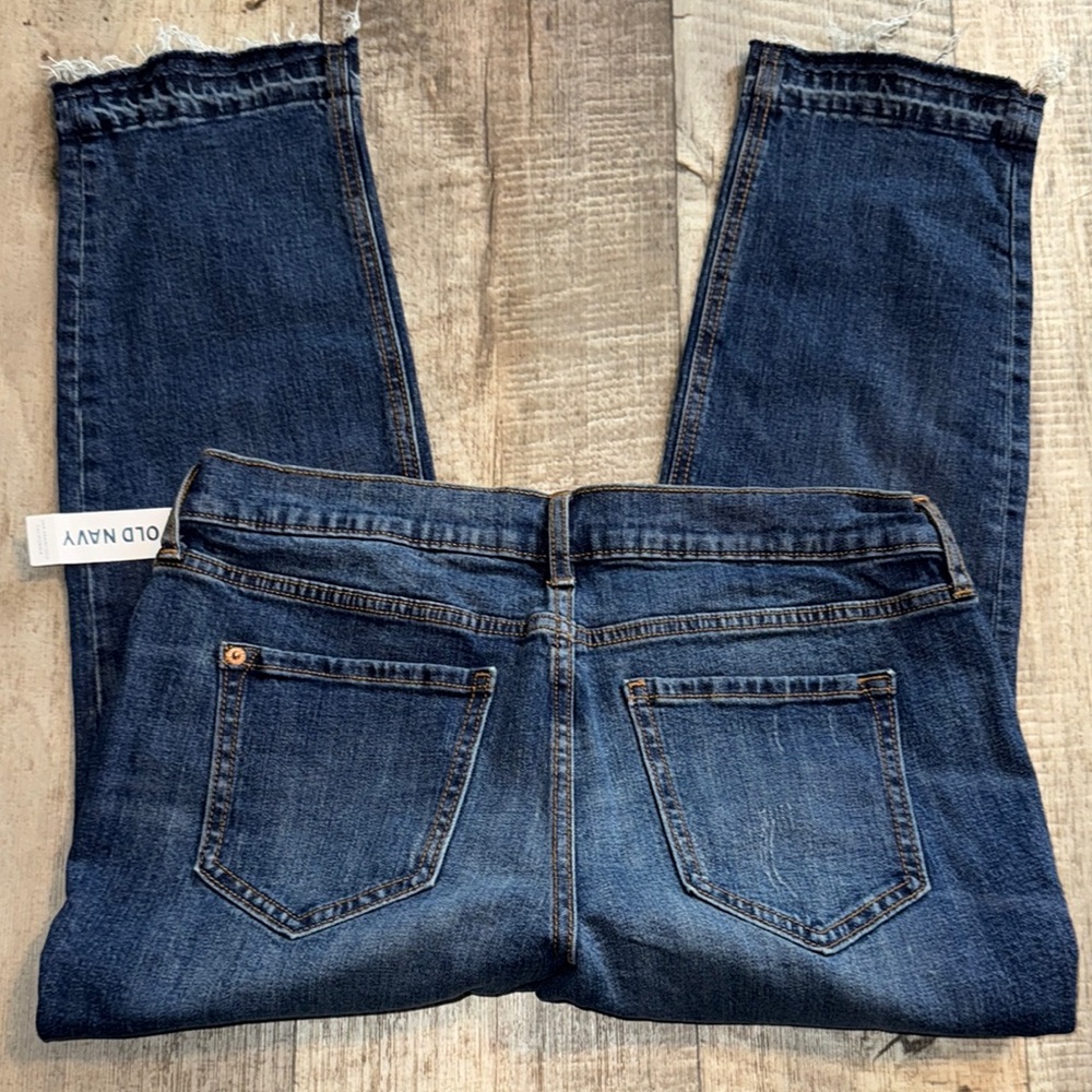 NWT Old Navy Women's Blue‎ Jeans-size 8P